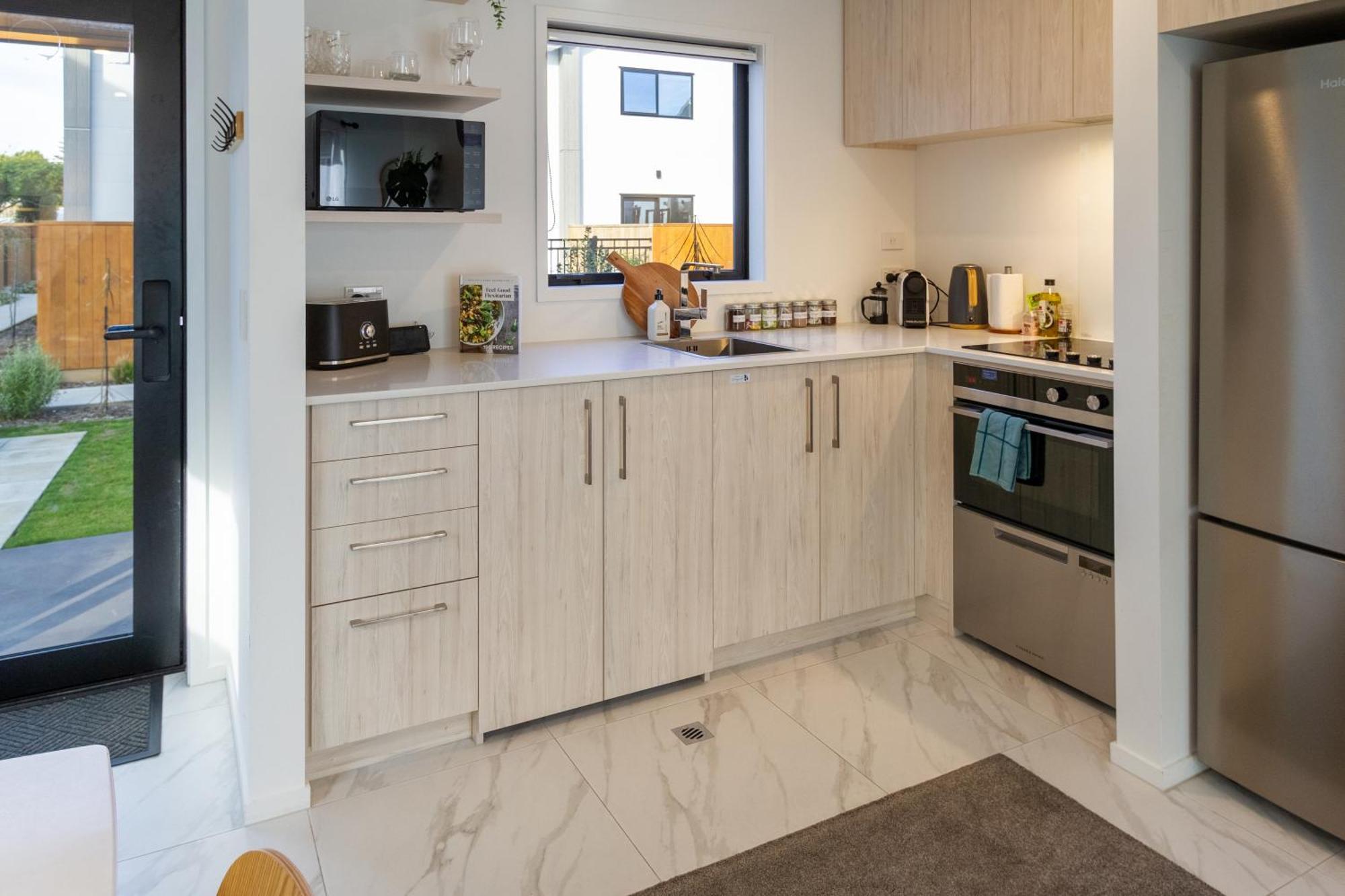 Serenity By The Sea: Coastal Escape1 Bed 1 Bath Christchurch Exterior photo